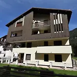 Des Alpes-3 By Interhome 아파트 까나제이