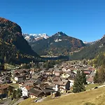 Des Alpes-3 By Interhome 아파트 *