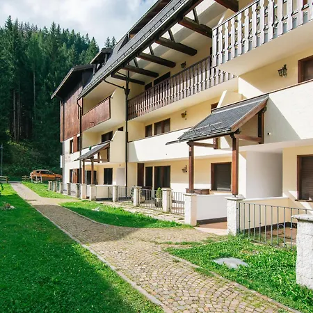 Des Alpes-3 By Interhome Appartamento Canazei